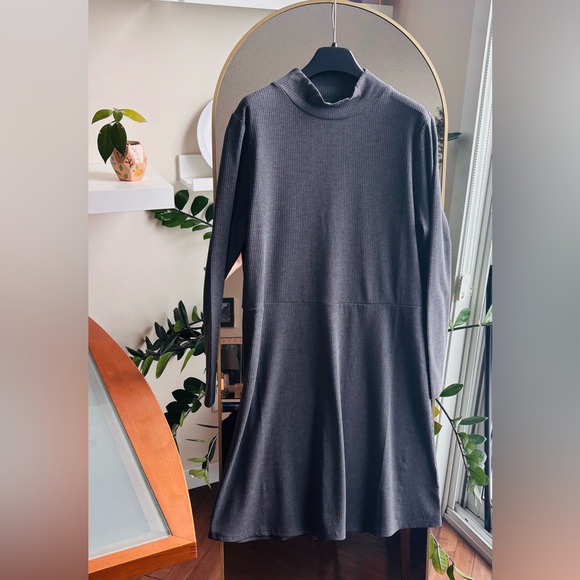 PETITE RIBBED MOCK-NECK MIDI DRESS in GREY - Picture 2 of 4